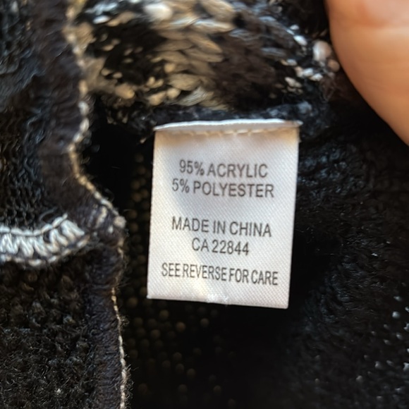 Gorgeous Sweater by Bella - Picture 6 of 7